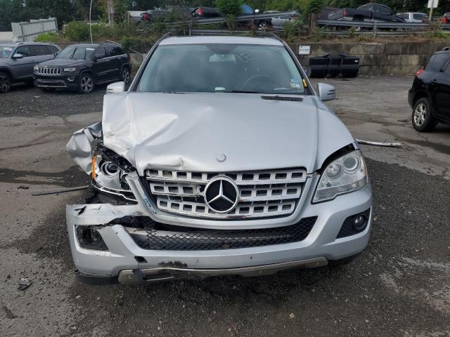 4JGBB8GB1BA697308 - 2011 MERCEDES-BENZ ML 350 4MATIC SILVER photo 5