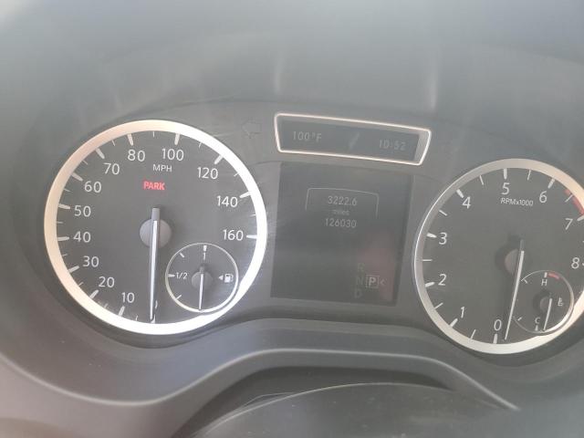 SJKCH5CR8JA048030 - 2018 INFINITI QX30 BASE أبيض صورة 9