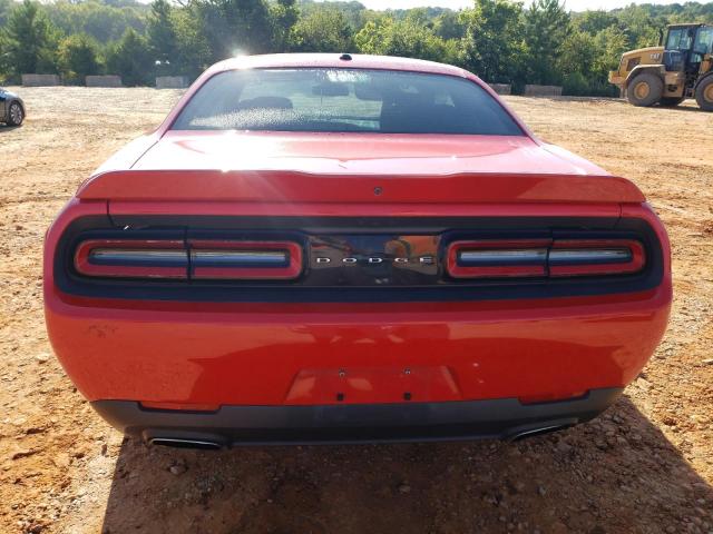 2C3CDZAGXFH804638 - 2015 DODGE CHALLENGER SXT RED photo 6