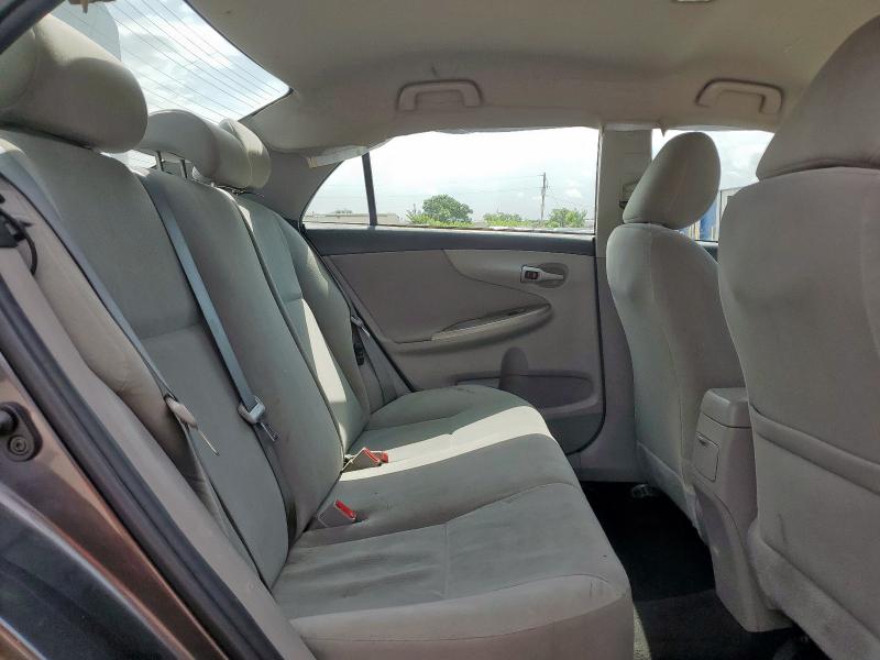 5YFBU4EE0DP120501 - 2013 TOYOTA COROLLA LE BASE GRAY photo 10