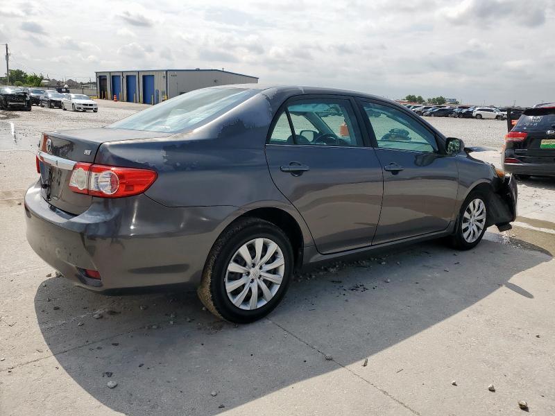 5YFBU4EE0DP120501 - 2013 TOYOTA COROLLA LE BASE GRAY photo 3