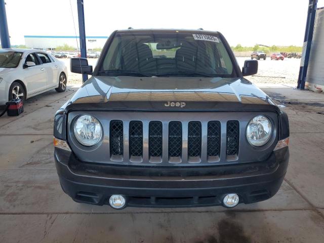 1C4NJPBA6HD207207 - 2017 JEEP PATRIOT SPORT CHARCOAL photo 5