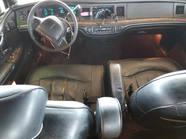 1LNLM81W8TY665782 - 1996 LINCOLN TOWN CAR EXECUTIVE BEIGE photo 8