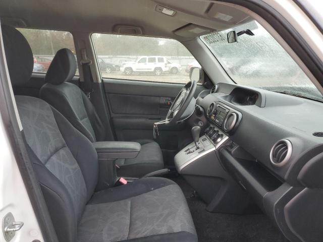 JTLZE4FEXCJ006362 - 2012 TOYOTA SCION XB Weiß Foto 5