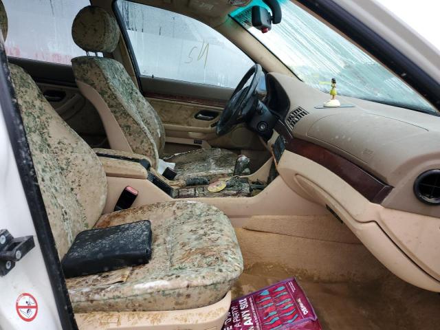 WBADT43451GX24786 - 2001 BMW 525 I AUTOMATIC WHITE photo 5