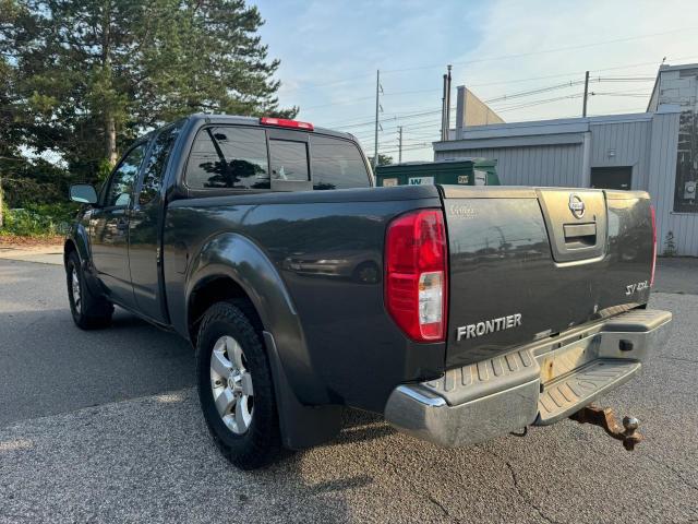 1N6AD0CWXBC427466 - 2011 NISSAN FRONTIER SV GRAY photo 3