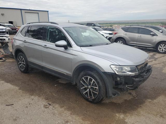 3VV2B7AX9MM072147 - 2021 VOLKSWAGEN TIGUAN SE SILVER photo 4