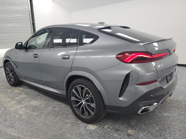 5UX33EX04R9V82036 - 2024 BMW X6 XDRIVE40I GRAY photo 2