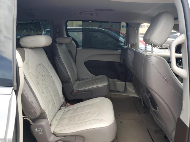 2C4RC1BG6JR141631 - 2018 CHRYSLER PACIFICA TOURING L Gümüş foto 11