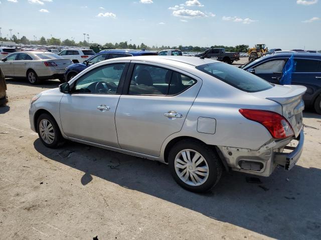3N1CN7AP0KL845068 - 2019 NISSAN VERSA S Argent photo 2