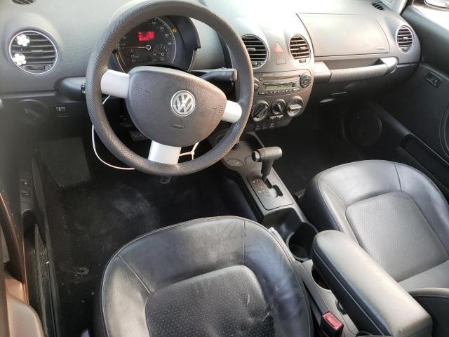 3VWPG3AG6AM000247 - 2010 VOLKSWAGEN NEW BEETLE Schwarz Foto 8