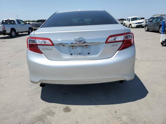 4T1BK1FK8EU551824 - 2014 TOYOTA CAMRY SE SILVER photo 6