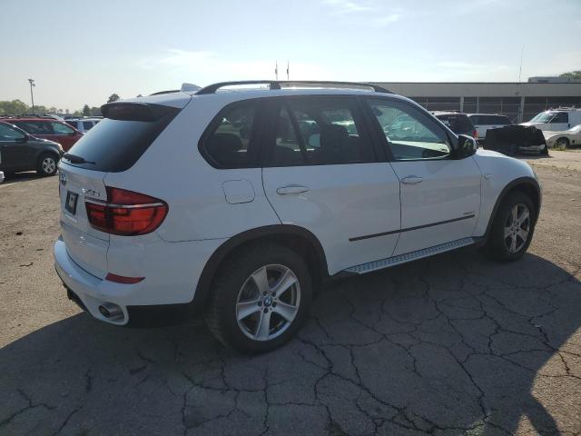 5UXZW0C57CL664293 - 2012 BMW X5 XDRIVE35D WHITE photo 3