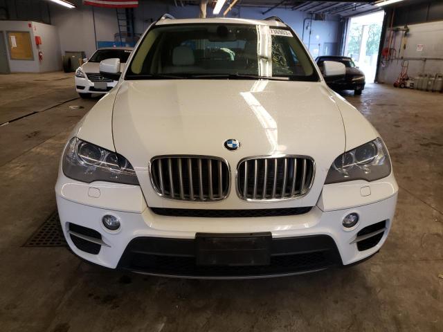 5UXZW0C57CL664293 - 2012 BMW X5 XDRIVE35D WHITE photo 5