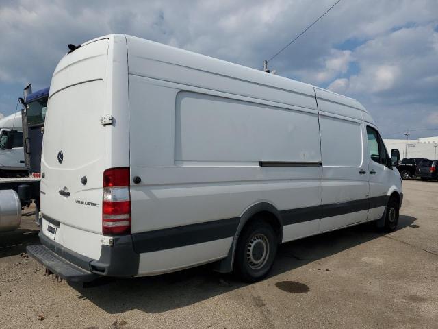 WD3PE8CDXGP185988 - 2016 MERCEDES-BENZ SPRINTER 2500 WHITE photo 3