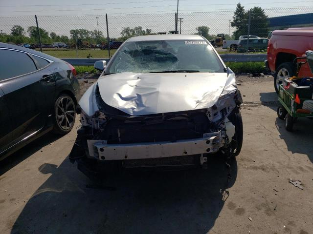 1G1ZC5E19BF298425 - 2011 CHEVROLET MALIBU 1LT 银色 照片 5