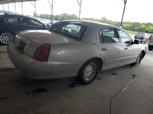 1LNHM81W9XY630812 - 1999 LINCOLN TOWN CAR EXECUTIVE SILVER photo 3