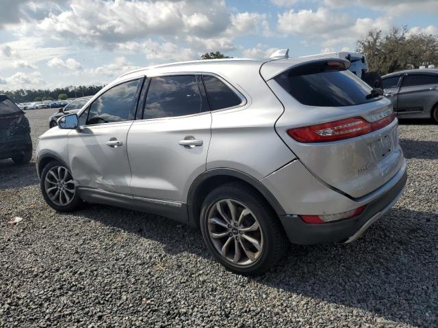 5LMCJ2C93GUJ10990 - 2016 LINCOLN MKC SELECT ვერცხლისფერი ფოტო 2