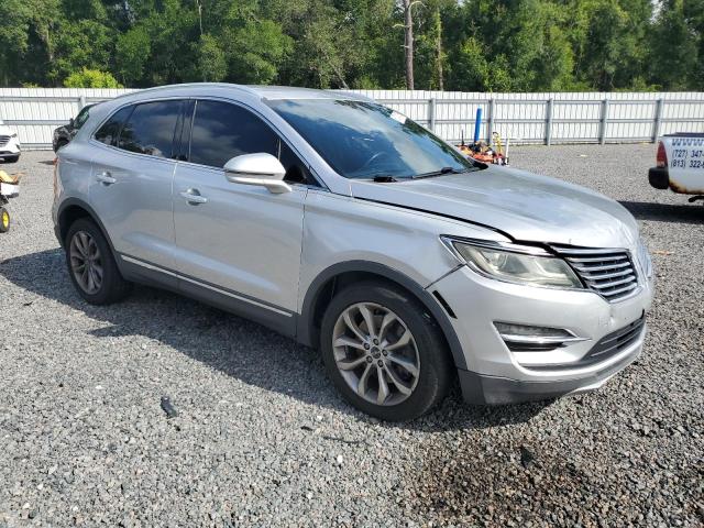5LMCJ2C93GUJ10990 - 2016 LINCOLN MKC SELECT ვერცხლისფერი ფოტო 4