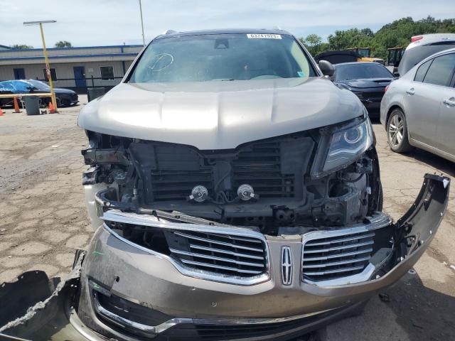 2LMTJ6LR9GBL44040 - 2016 LINCOLN MKX RESERVE BEIGE photo 5