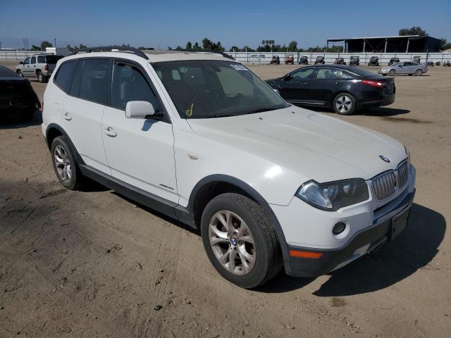 WBXPC93489WJ25916 - 2009 BMW X3 XDRIVE30I WHITE photo 4