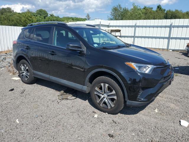 2T3BFREVXJW853972 - 2018 TOYOTA RAV4 LE BLACK photo 4