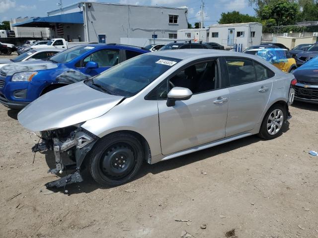 JTDEPRAE6LJ090026 - 2020 TOYOTA COROLLA LE SILVER photo 1