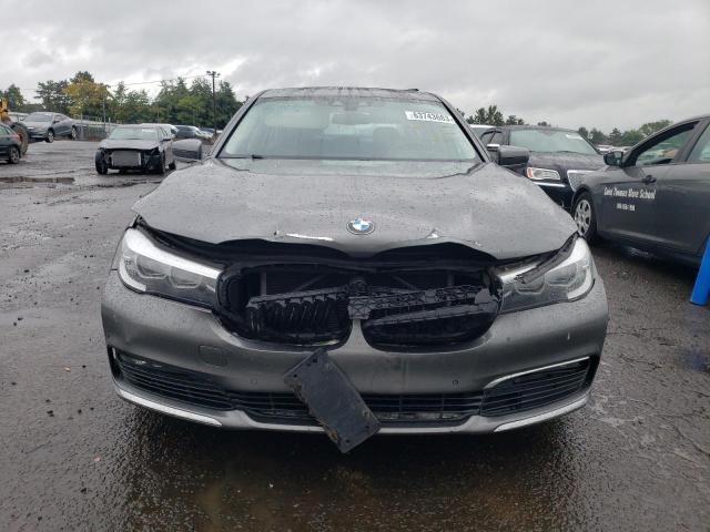 WBA7E4C52JGV24111 - 2018 BMW 740 XI GRAY photo 5