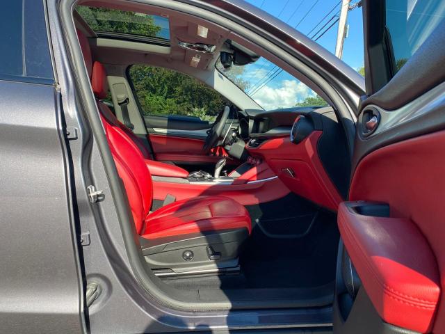 ZASFAKPN0J7B79418 - 2018 ALFA ROMEO STELVIO SPORT Grau Foto 5