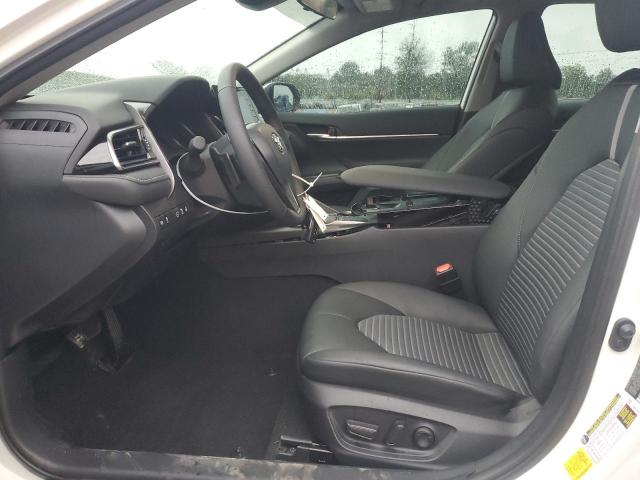 4T1G11AK2PU170330 - 2023 TOYOTA CAMRY SE NIGHT SHADE WHITE photo 7