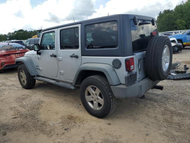 1J4BA3H12BL640744 - 2011 JEEP WRANGLER U SPORT Srebrny zdjęcie 2