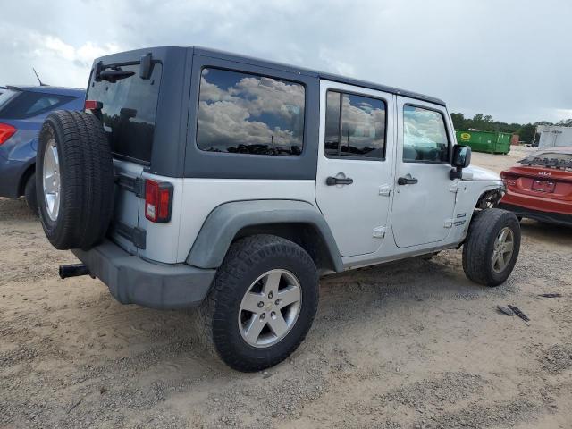 1J4BA3H12BL640744 - 2011 JEEP WRANGLER U SPORT Srebrny zdjęcie 3