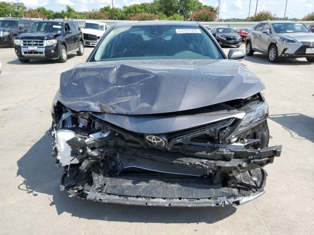 4T1G11AK4RU918790 - 2024 TOYOTA CAMRY SE NIGHT SHADE GRAY photo 5