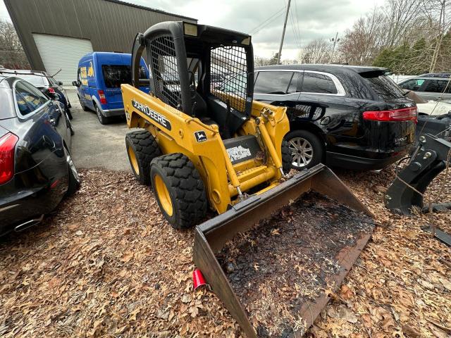 2010 JOHN DEERE 250, null