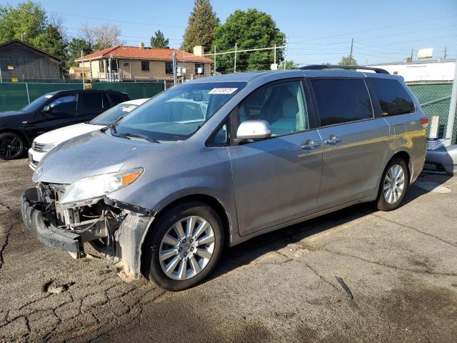 2013 TOYOTA SIENNA XLE, 