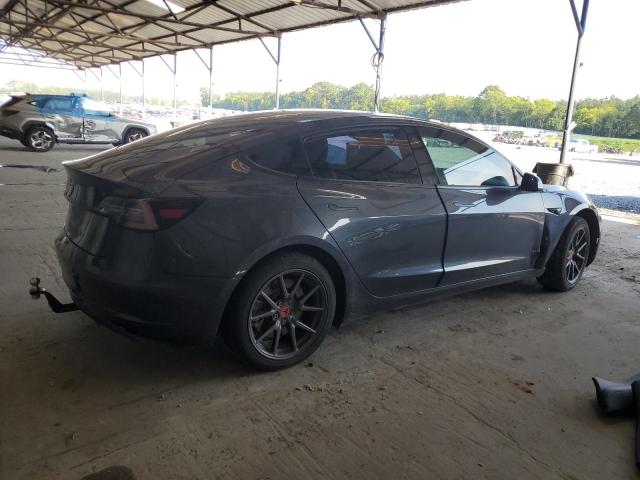 5YJ3E1EA2JF102036 - 2018 TESLA MODEL 3 GRAY photo 3