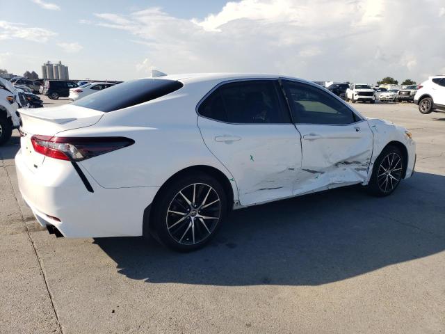 4T1T11AK6PU838810 - 2023 TOYOTA CAMRY SE NIGHT SHADE WHITE photo 3