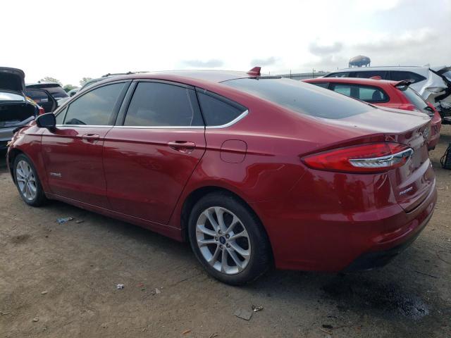 3FA6P0LU3KR240074 - 2019 FORD FUSION SE RED photo 2