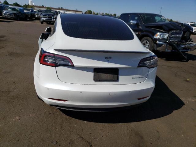 5YJ3E1EB2JF178879 - 2018 TESLA MODEL 3 WHITE photo 6