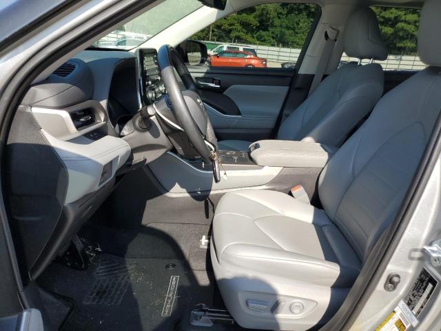 5TDHZRAH8MS053288 - 2021 TOYOTA HIGHLANDER XLE فضي صورة 7