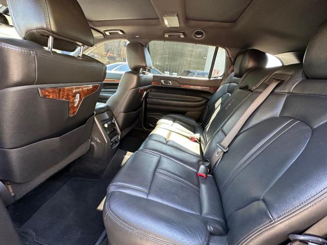 2LMHJ5NK7JBL02473 - 2018 LINCOLN MKT Czarny zdjęcie 12