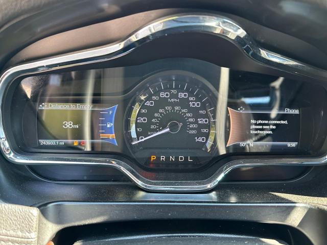 2LMHJ5NK7JBL02473 - 2018 LINCOLN MKT Czarny zdjęcie 8