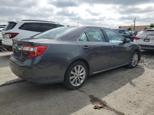 4T4BF1FKXCR256134 - 2012 TOYOTA CAMRY BASE GRAY photo 3