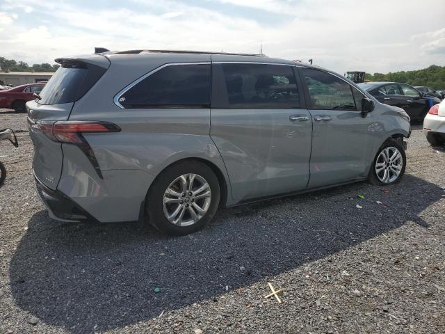 5TDDSKFC8PS074850 - 2023 TOYOTA SIENNA XSE SILVER photo 3