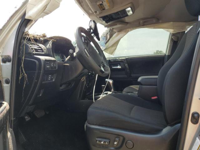 JTEPU5JR8N6049119 - 2022 TOYOTA 4RUNNER SR5/SR5 PREMIUM 银色 照片 7