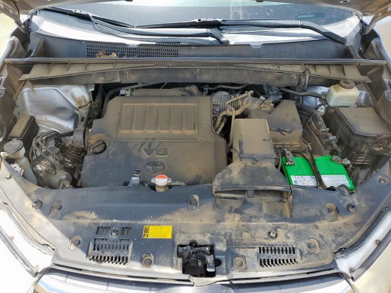 5TDKKRFH4GS158482 - 2016 TOYOTA HIGHLANDER XLE ვერცხლისფერი ფოტო 12