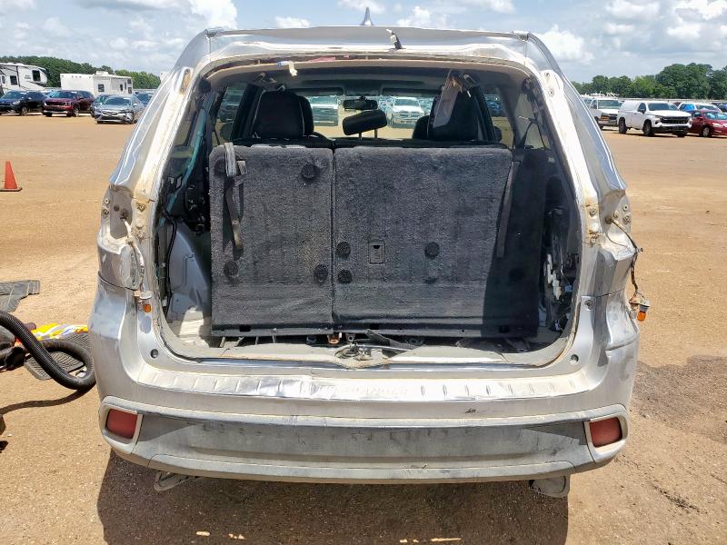 5TDKKRFH4GS158482 - 2016 TOYOTA HIGHLANDER XLE ვერცხლისფერი ფოტო 6