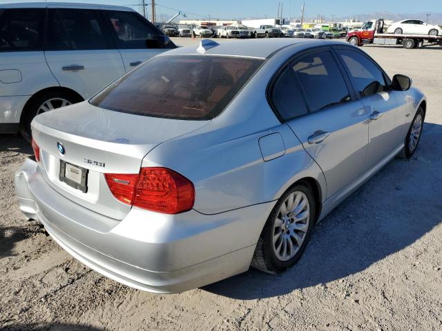 WBAPH53509A434709 - 2009 BMW 328 I SULEV SILVER photo 4