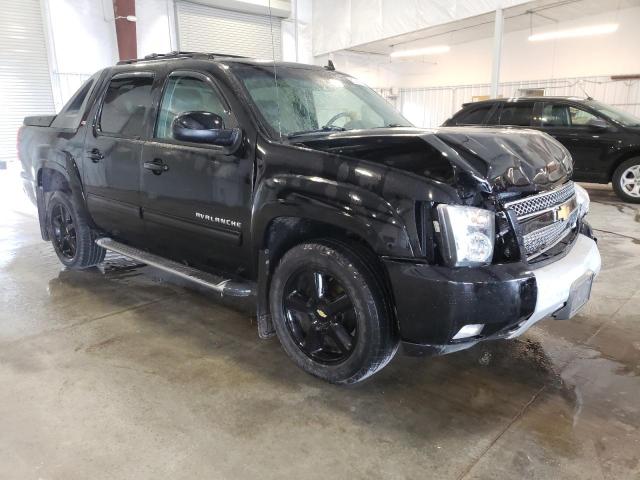 3GNTKFE70CG299058 - 2012 CHEVROLET AVALANCHE LT BLACK photo 4