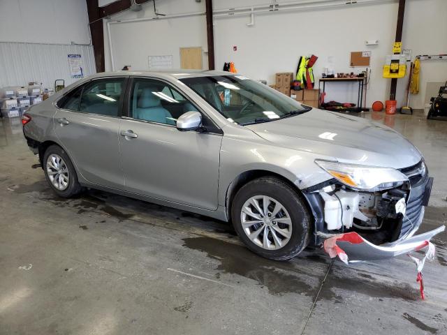 4T4BF1FK5FR504505 - 2015 TOYOTA CAMRY LE SILVER photo 4